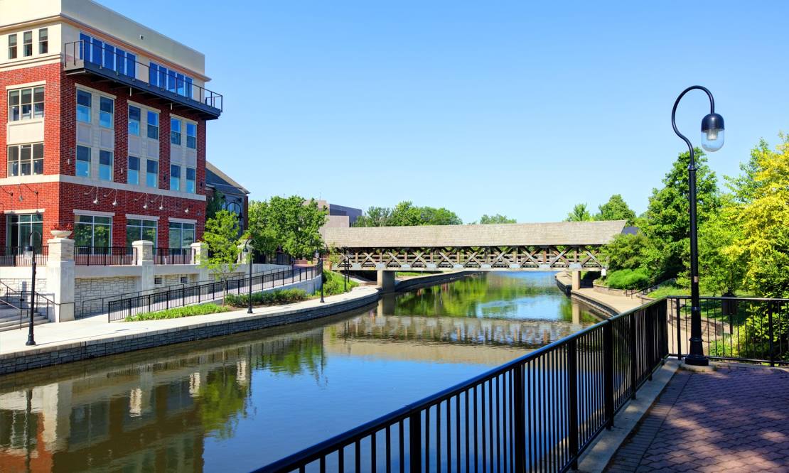 Naperville, Illinois — airport car service area for United Airport Taxi & Limo